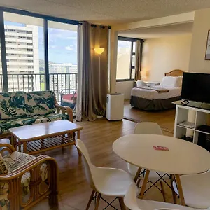 waikiki-banyan-2111a-condo.hotelsinhawaii.org/
